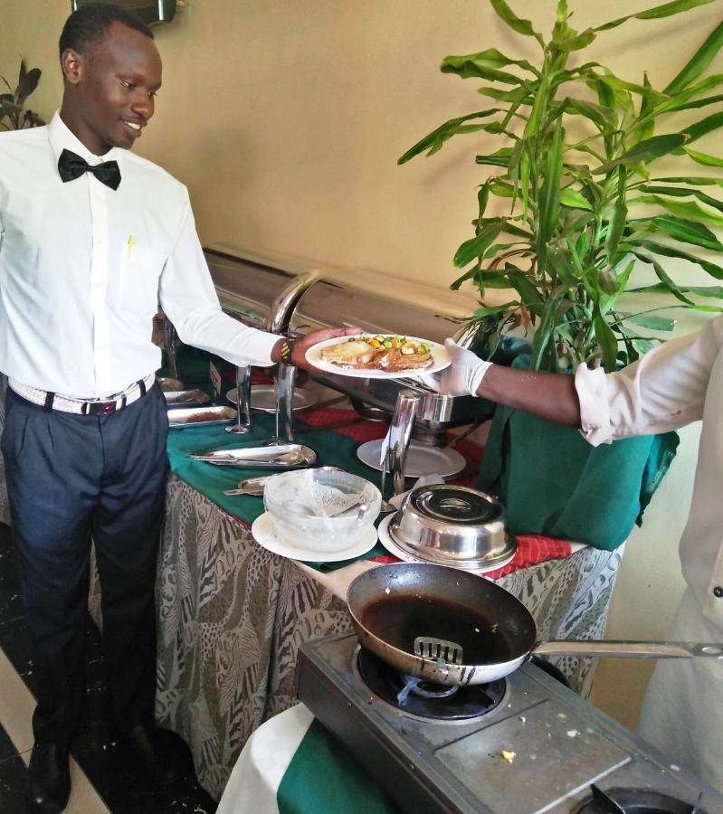 Bomen Hotel Isiolo Екстериор снимка