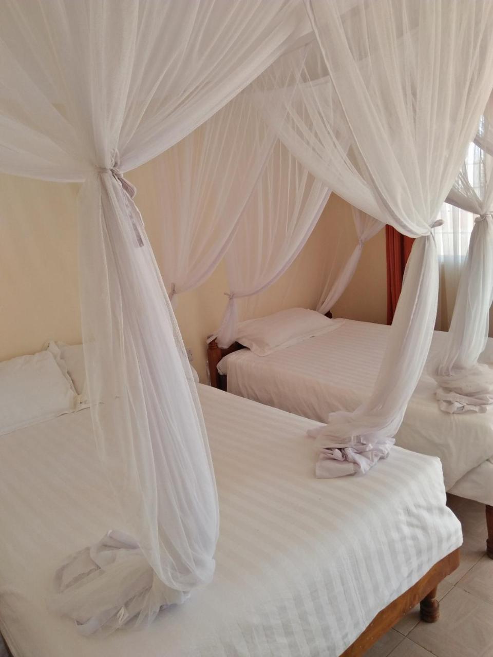 Bomen Hotel Isiolo Екстериор снимка