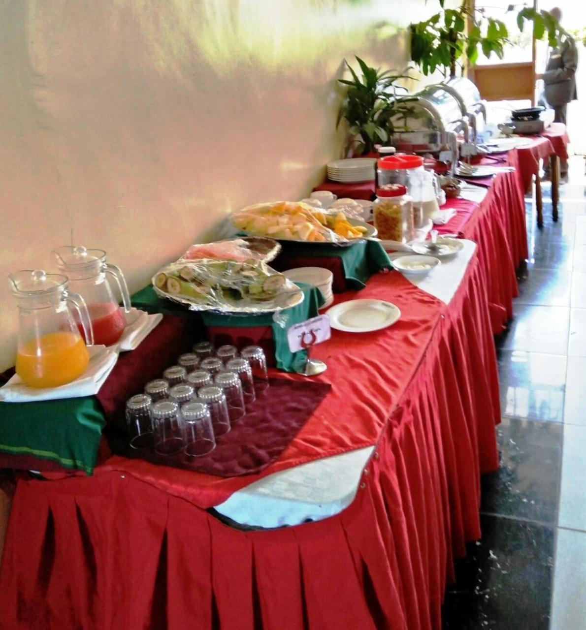 Bomen Hotel Isiolo Екстериор снимка