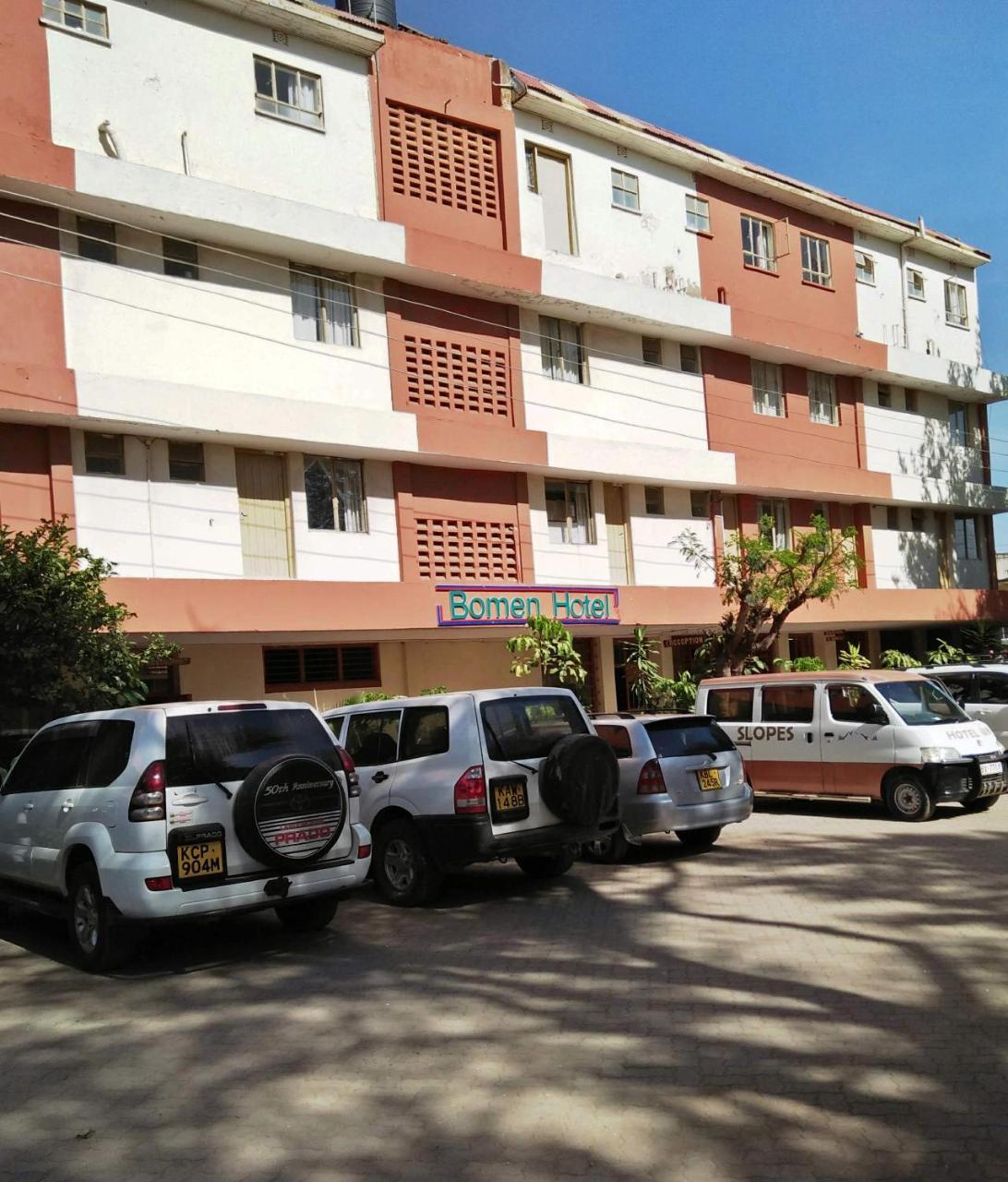 Bomen Hotel Isiolo Екстериор снимка
