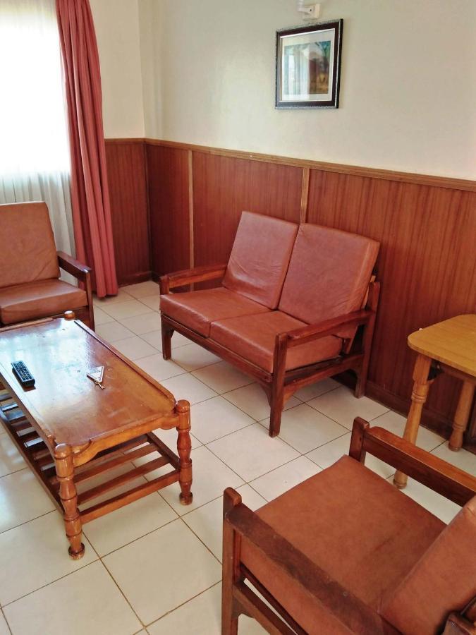 Bomen Hotel Isiolo Екстериор снимка