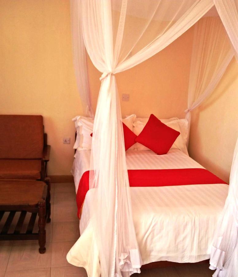 Bomen Hotel Isiolo Екстериор снимка