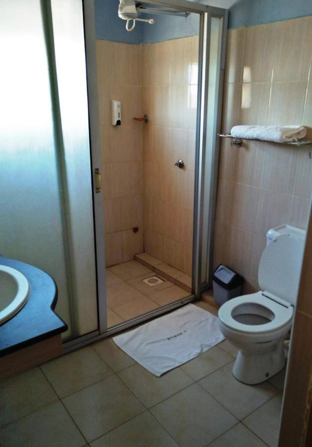 Bomen Hotel Isiolo Екстериор снимка
